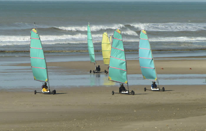 Decouvrez la Char à Voile à Montalivet